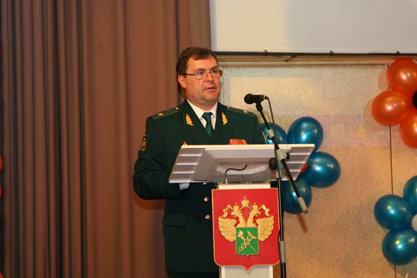 Начальник ЦТУ С.Н. Прусов поздравил собравшихся с Днем Победы